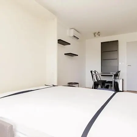 Vue Mer, Piscine, 아파트 칸느